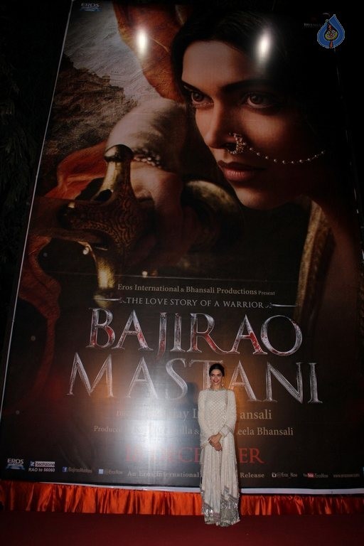 Film Bajirao Mastani Poster Launch - 17 / 21 photos