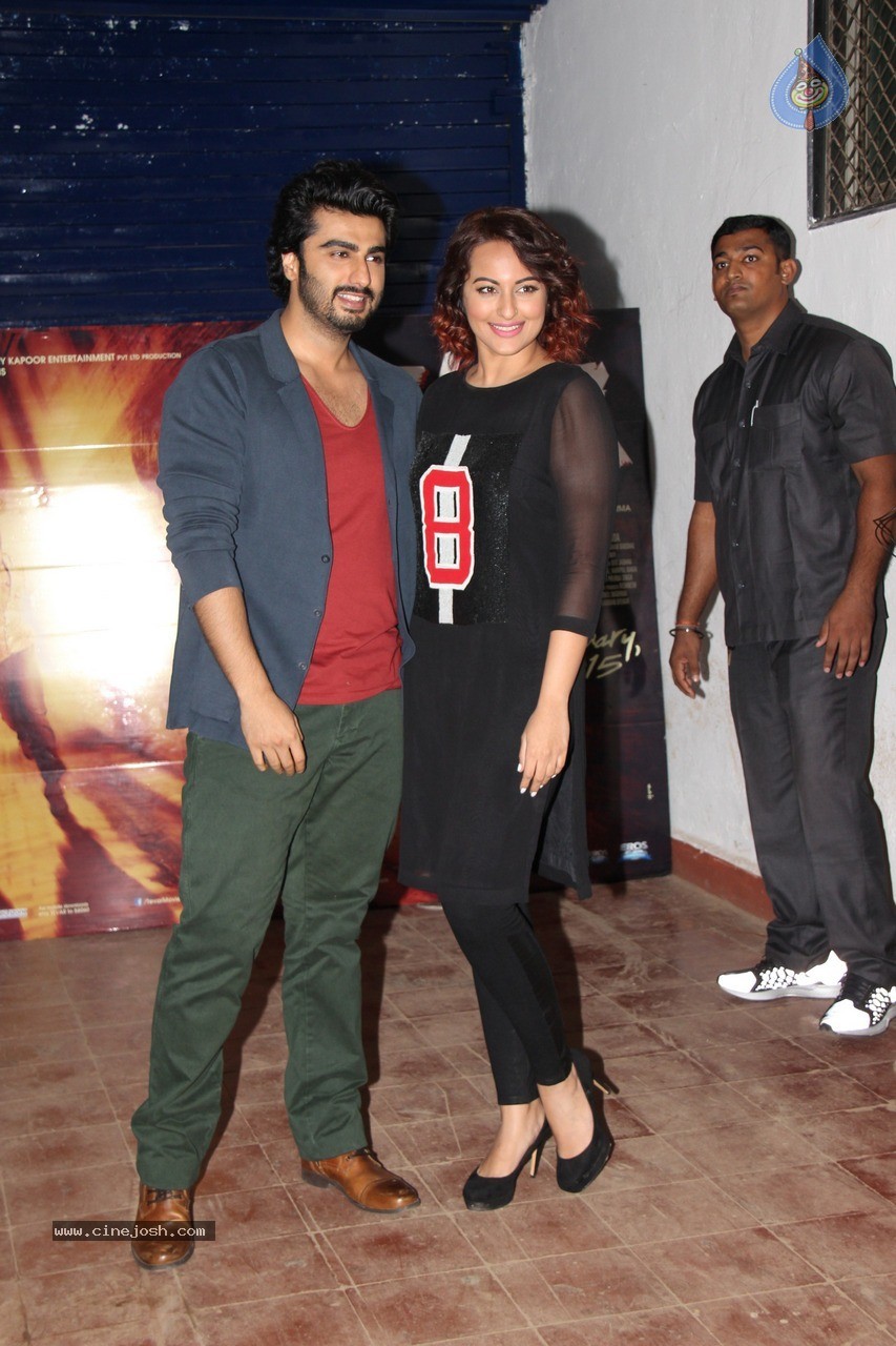 Film Tevar Promotion at IIT Powai - 13 / 30 photos