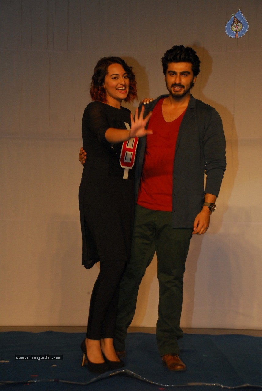 Film Tevar Promotion at IIT Powai - 14 / 30 photos