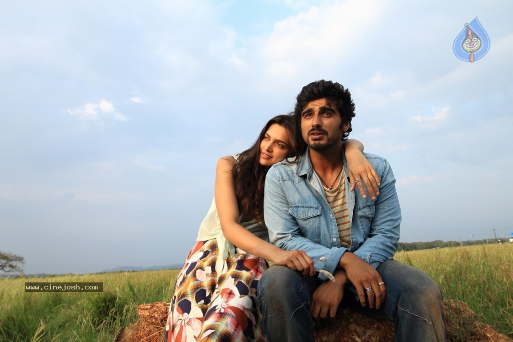 Finding Fanny Stills n Posters - 13 / 13 photos
