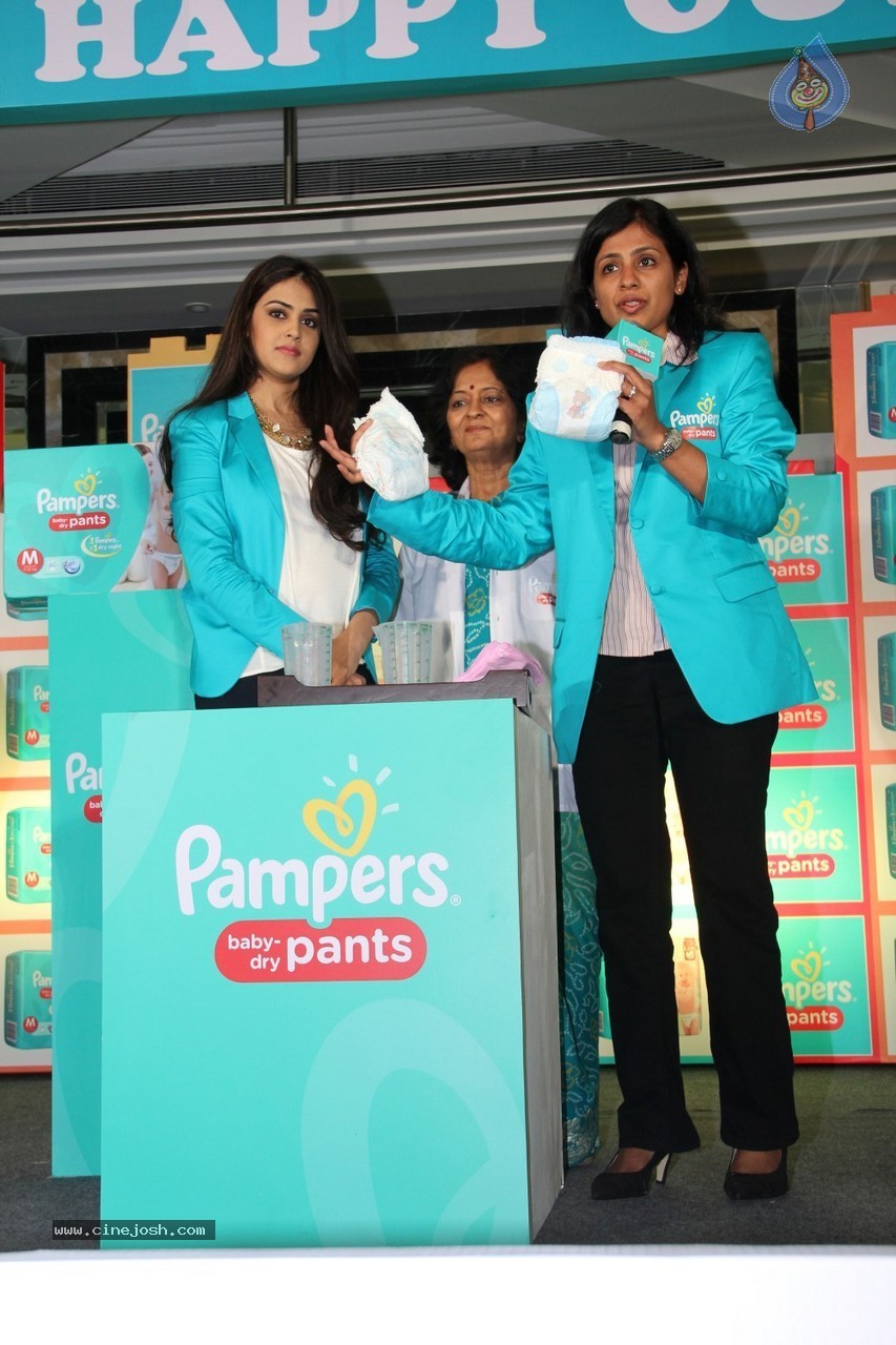 Genelia Promotes Pampers Baby Dry Pants - 3 / 18 photos