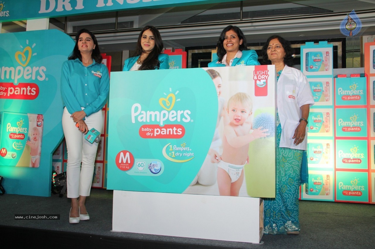 Genelia Promotes Pampers Baby Dry Pants - 9 / 18 photos