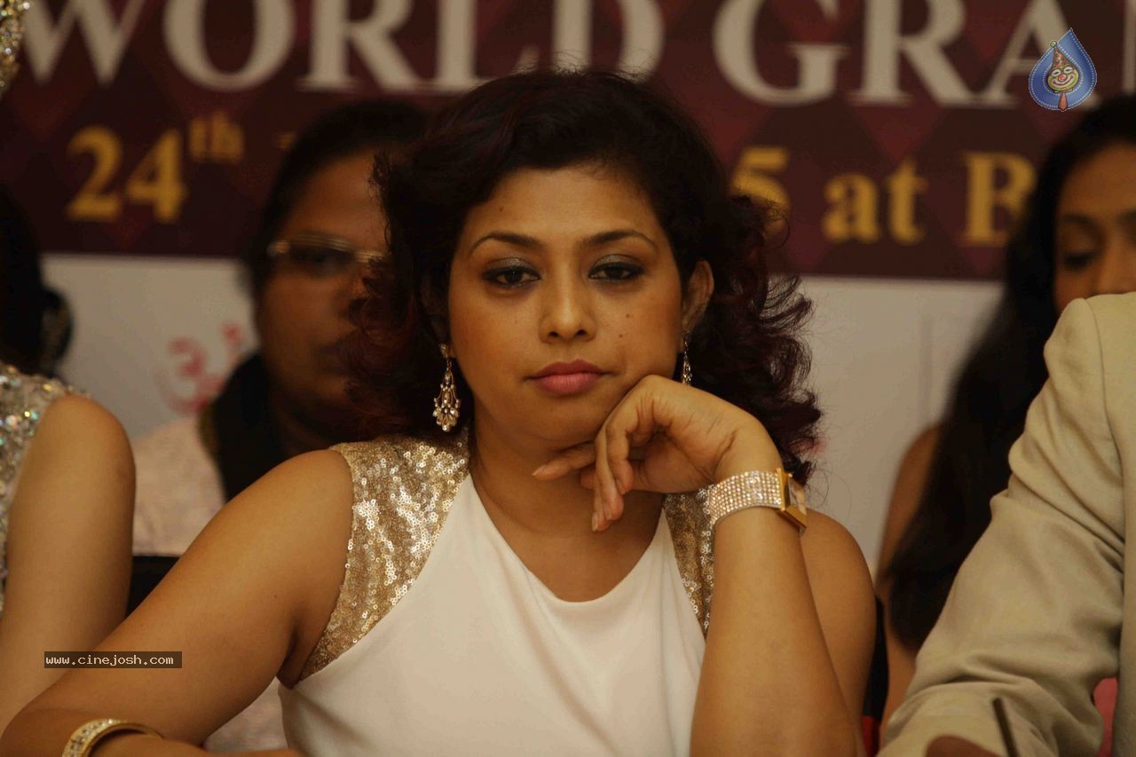 Indian Princess 2015 World Grand Finale PM - 17 / 45 photos