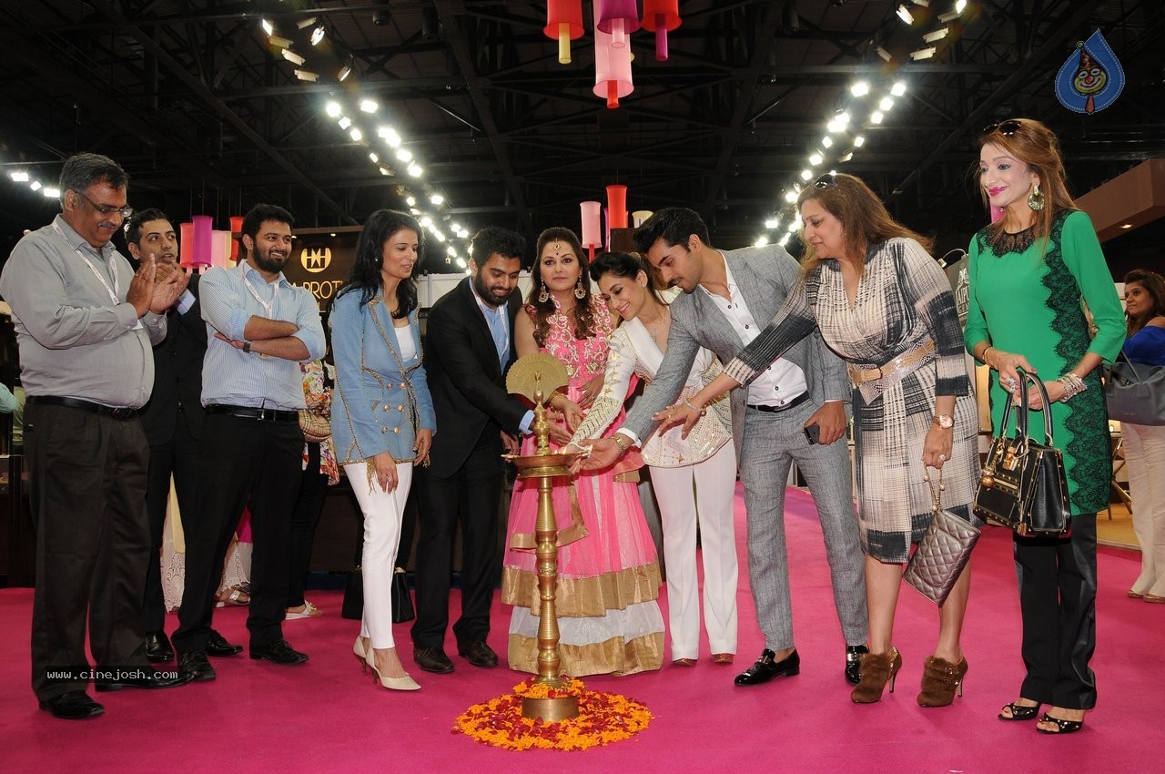 Jayapradha at Bridal Asia Shopping Expo Launch - 8 / 12 photos