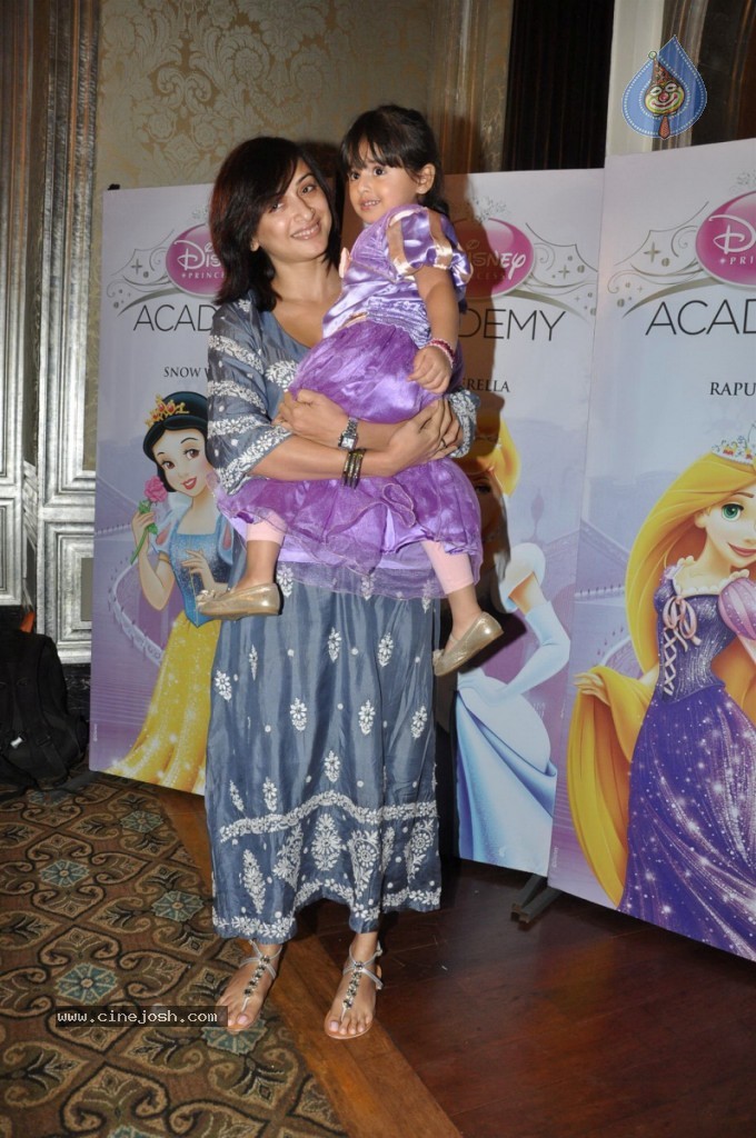 Kajol at Disney Princess Academy - 3 / 44 photos