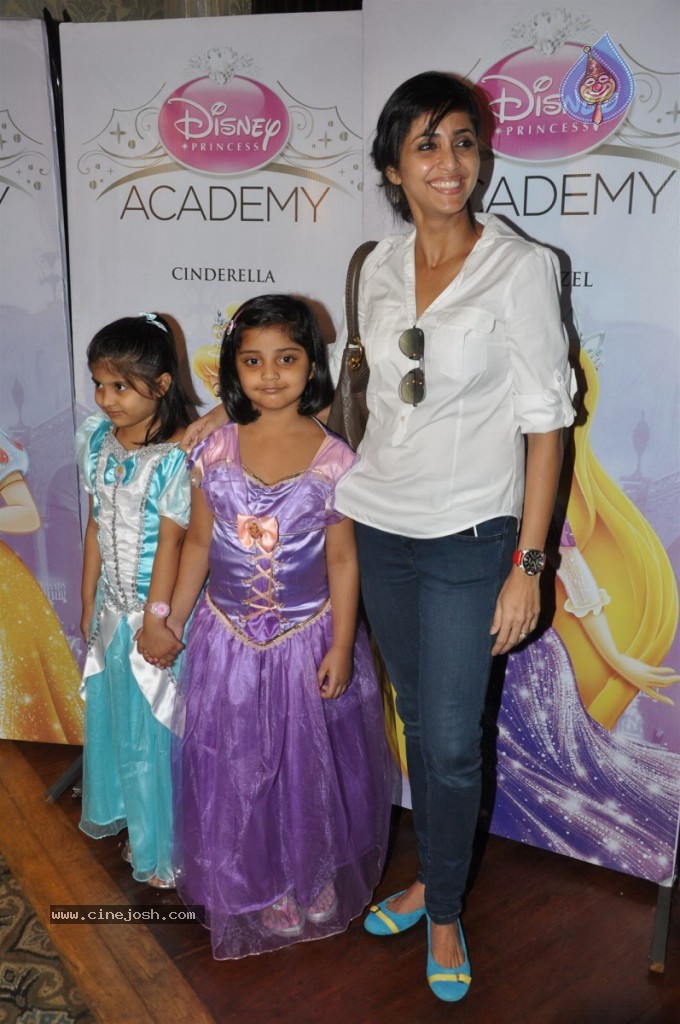 Kajol at Disney Princess Academy - 18 / 44 photos