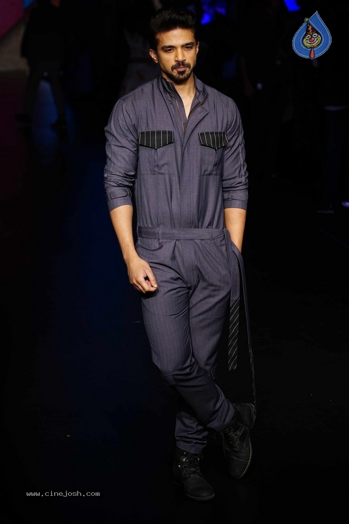 Lakme Fashion Week 2018 Photos - 6 / 18 photos