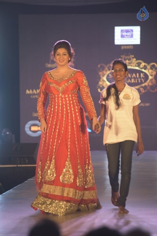 Manali Jagtap's Star Walk Fashion Show - 10 / 57 photos