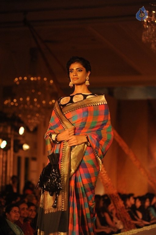 Models Walk the Ramp at Sahachari Foundation Event - 11 / 42 photos