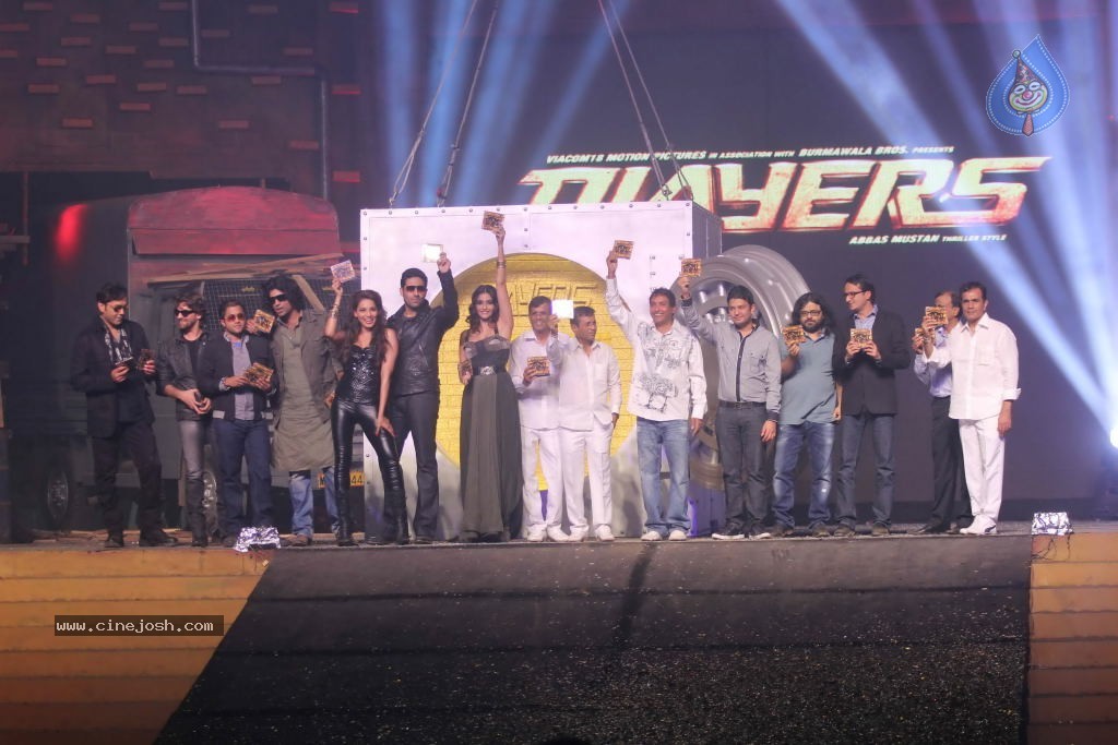 Players Movie Music Launch - 20 / 109 photos