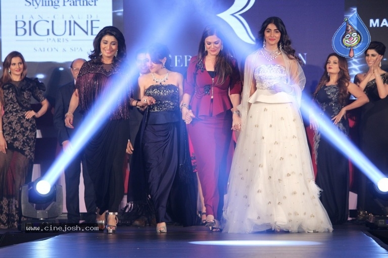 Pooja Hegde and Shamita Shetty at She Matters Fashion Show Photos - 3 / 55 photos