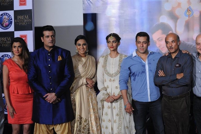 Prem Ratan Dhan Payo Trailer Launch - 3 / 62 photos