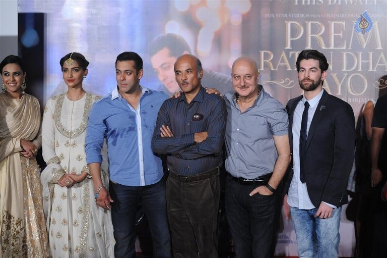 Prem Ratan Dhan Payo Trailer Launch - 12 / 62 photos