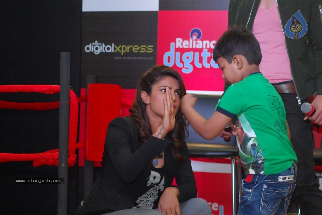 Priyanka Chopra at Reliance Digital Express  - 18 / 70 photos