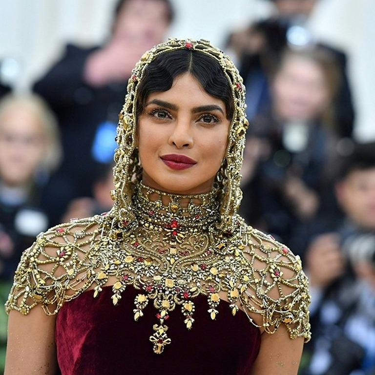 Priyanka Chopra At The MET Gala 2018 - 9 / 15 photos