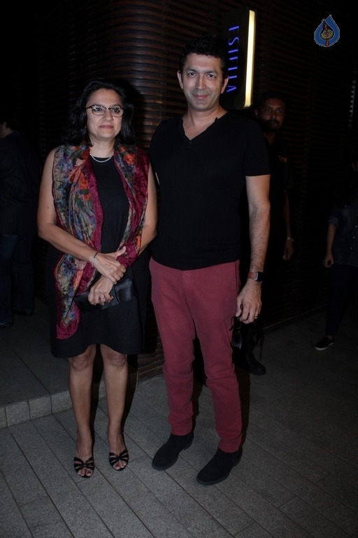 Priyanka Chopra Host Success Party of Ventilator Movie - 7 / 42 photos