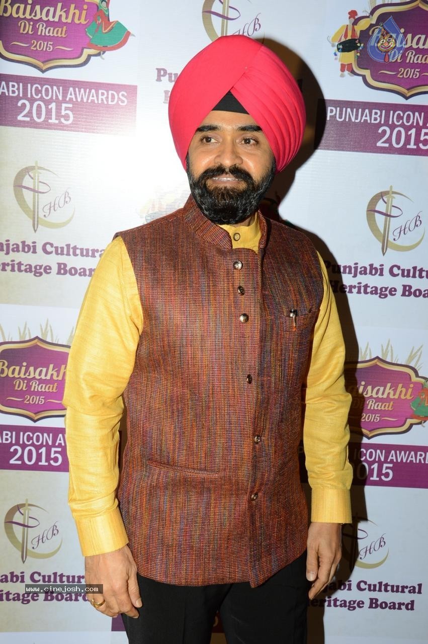 Punjabi Icon Awards at Baisakhi Di Raat 2015 - 5 / 22 photos