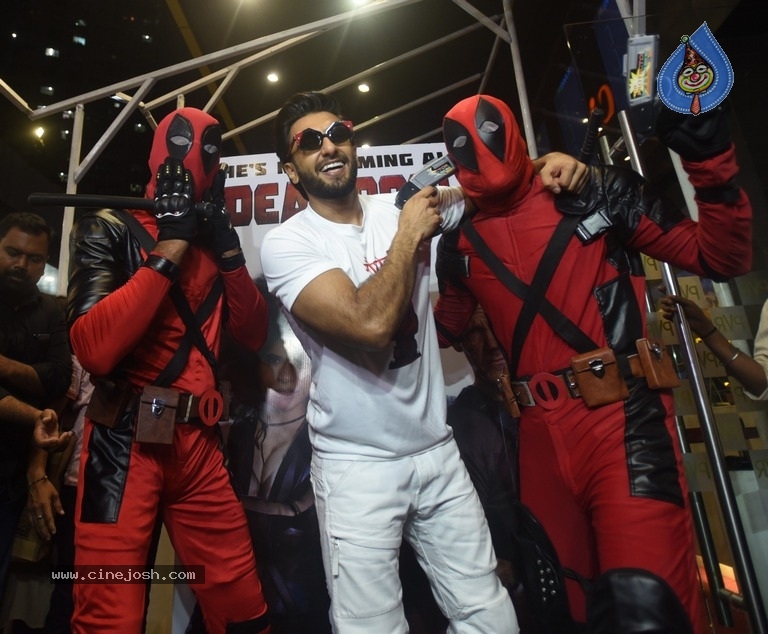 Ranveer Singh Host Special Screening Of Deadpool 2 - 4 / 17 photos