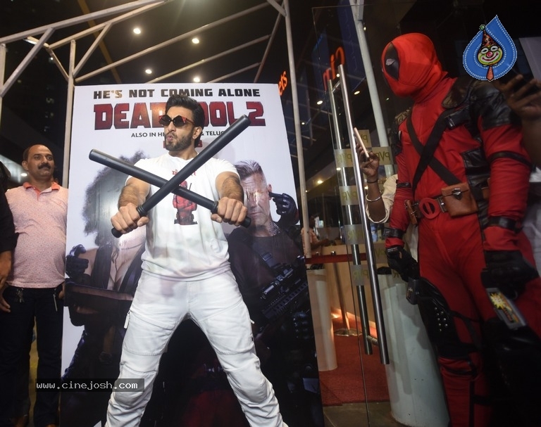 Ranveer Singh Host Special Screening Of Deadpool 2 - 6 / 17 photos
