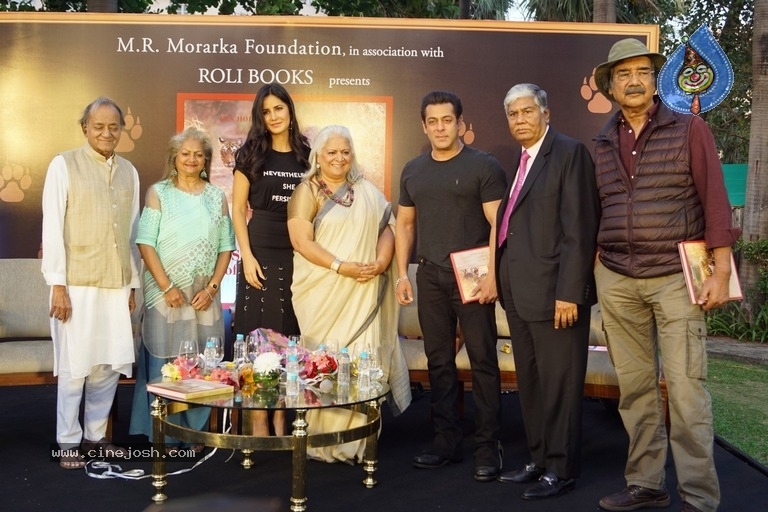 Salman Khan And Katrina Kaif At Bina Kak Book Launch - 12 / 20 photos