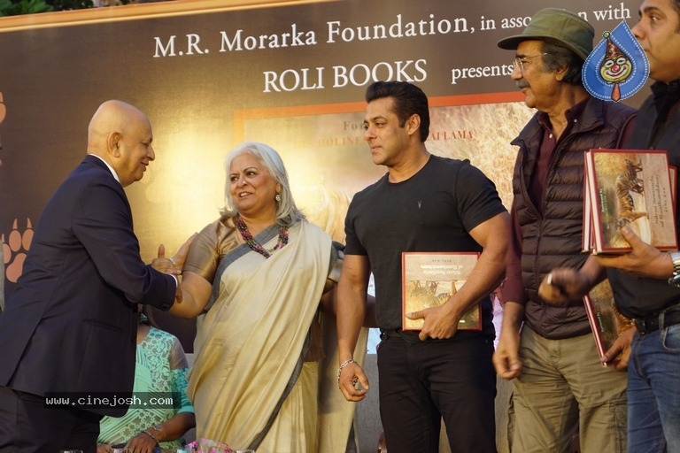 Salman Khan And Katrina Kaif At Bina Kak Book Launch - 20 / 20 photos