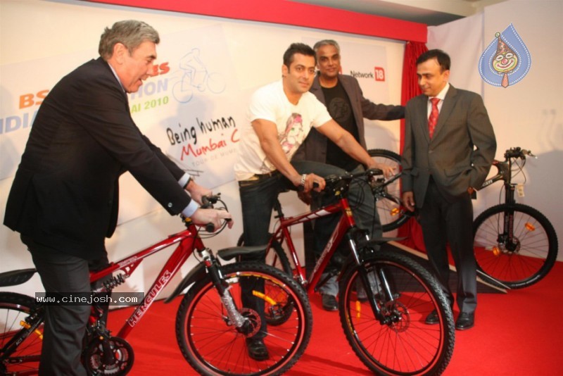 Salman Khan At Mumbai Cyclothon Press Conference - 7 / 25 photos
