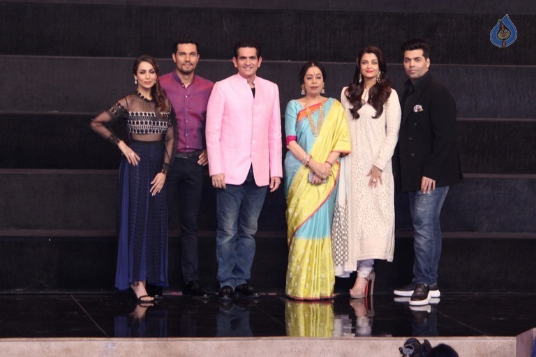 Sarbjit Team at IGT - 10 / 26 photos