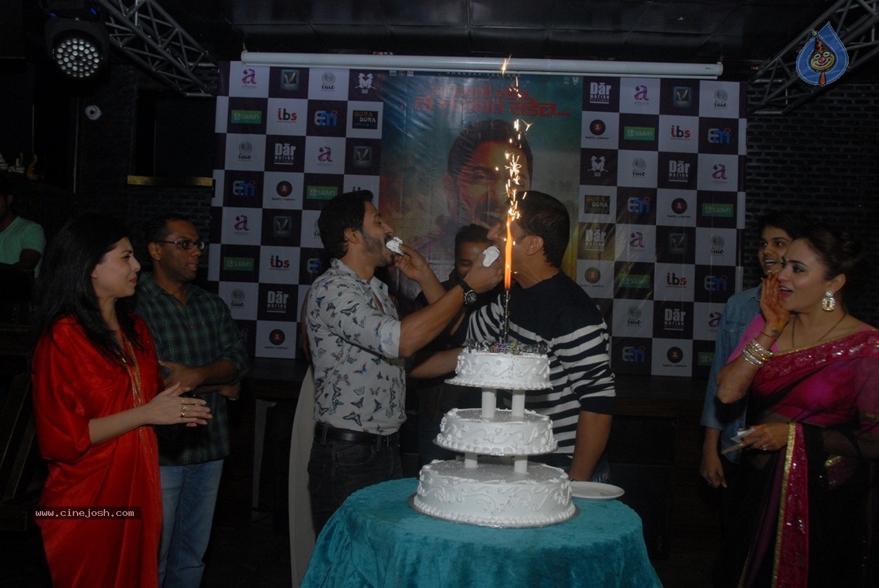 Shreyas Talpade Birthday Party - 21 / 60 photos