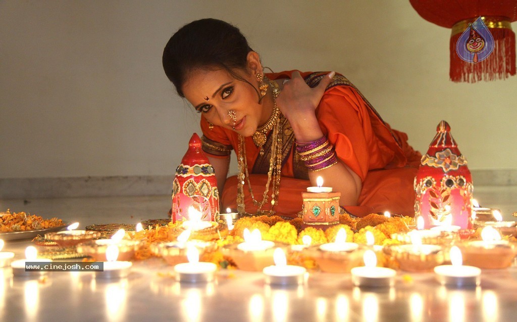 Shweta Khanduri Diwali Special Photo Shoot - 5 / 37 photos