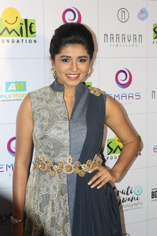 Smile Foundation 11th Edition Of Ramp For Champs - 19 / 63 photos