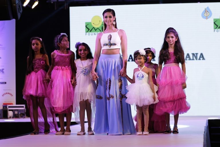 Smile Foundation 9th Edition Ramp Walk Show Photos - 21 / 104 photos