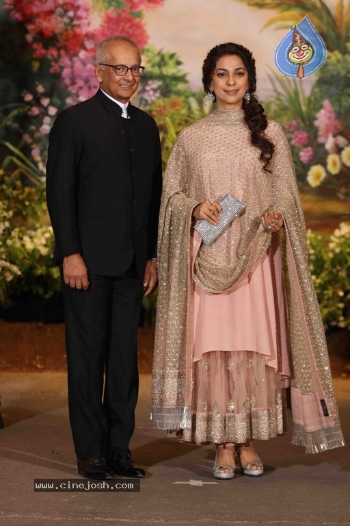 Sonam Kapoor And Anand Ahuja Wedding Reception Photos - 5 / 37 photos