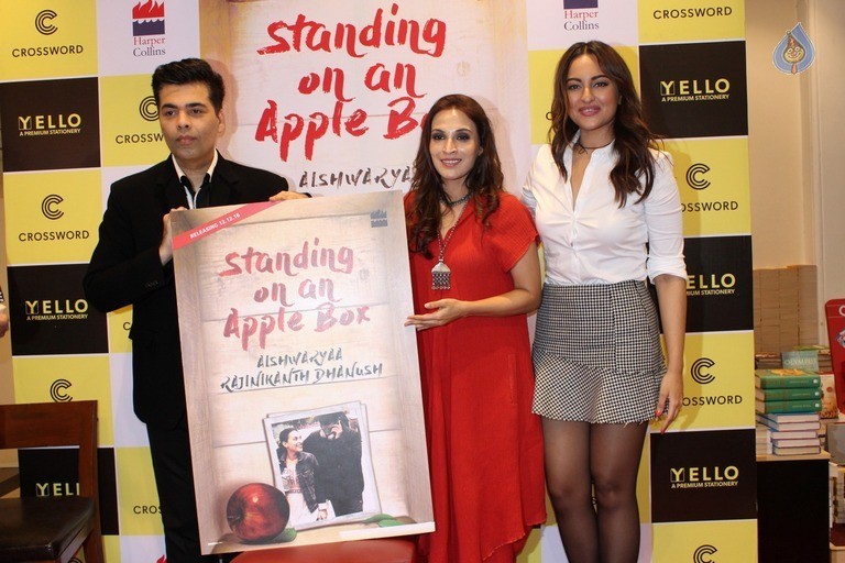 Standing on an Apple Box Book Launch - 10 / 38 photos