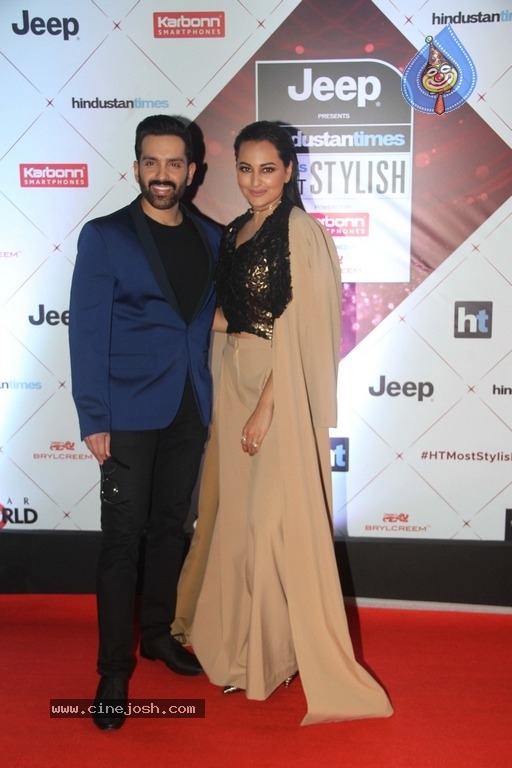Star Studded Red Carpet Of Ht Most Stylish Awards 2018 - 7 / 36 photos