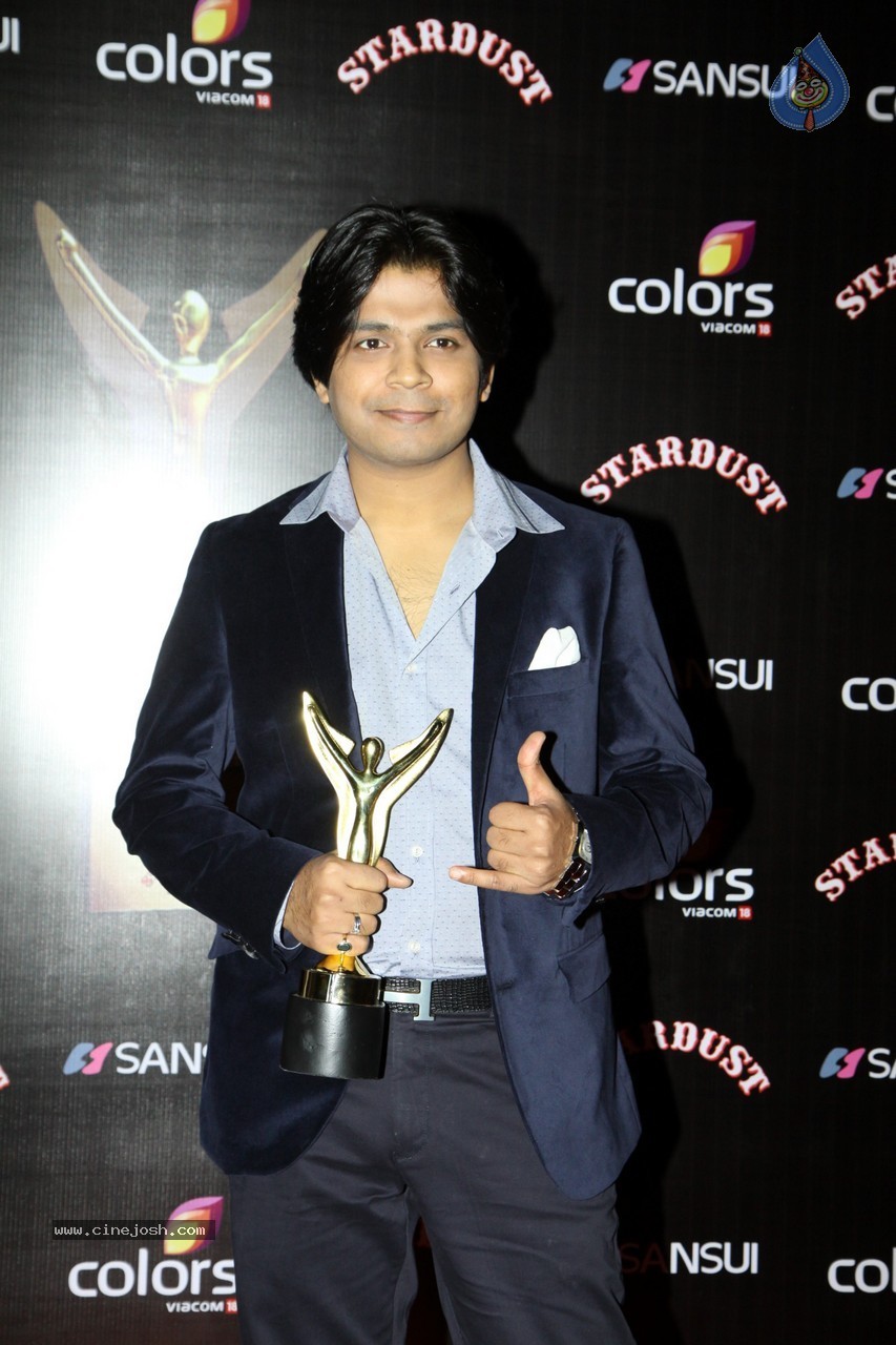 Top Bolly Celebs at Sansui Colors Stardust Awards - 20 / 104 photos