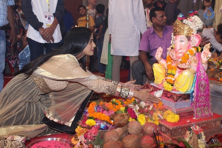 Urvashi Rautela and Poonam Pandey Ganesh Darshan Photos - 20 / 28 photos