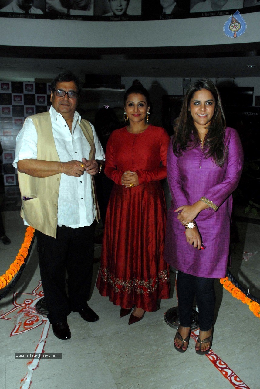 Vidya Balan at Cultural Hub Event - 6 / 39 photos