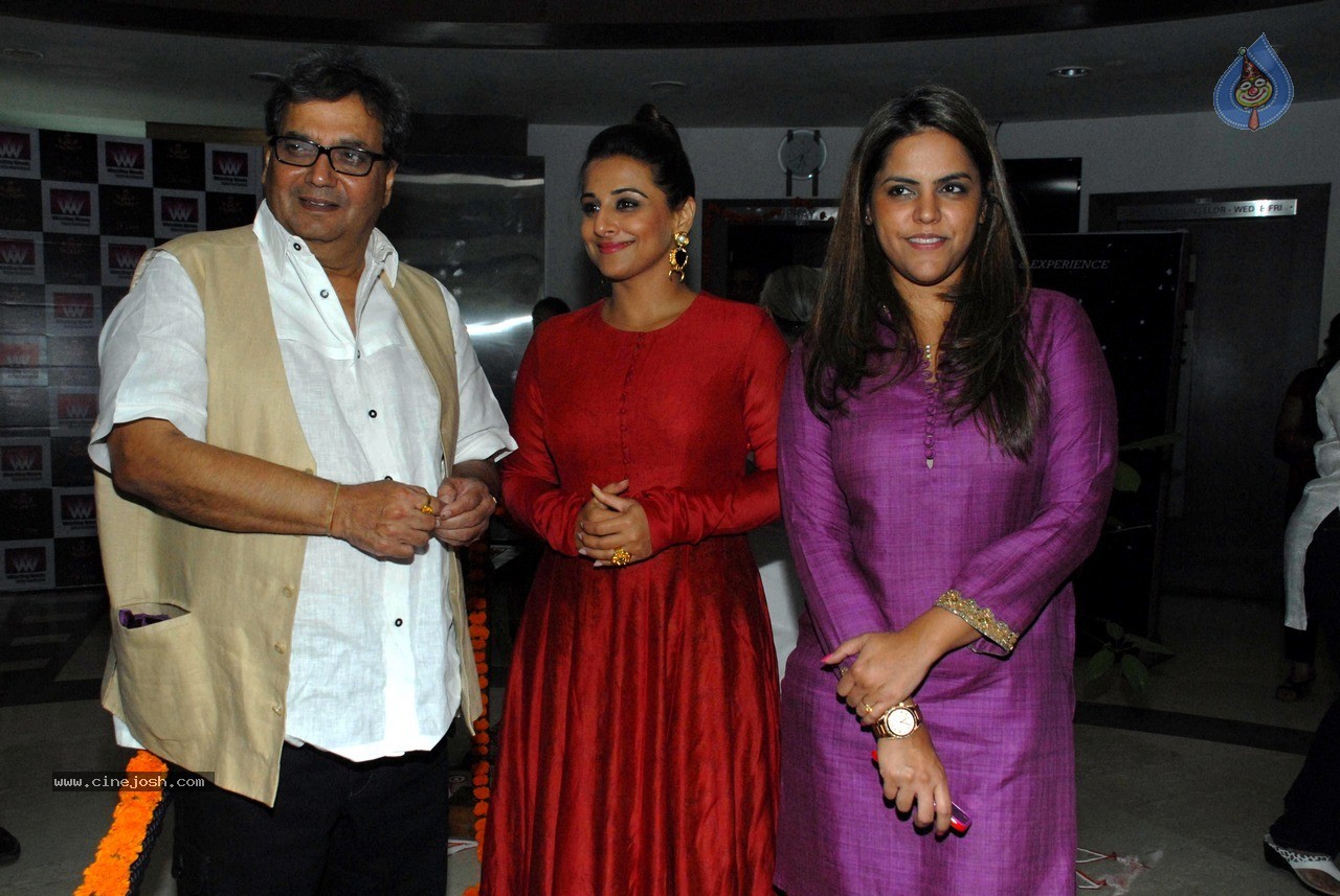 Vidya Balan at Cultural Hub Event - 21 / 39 photos