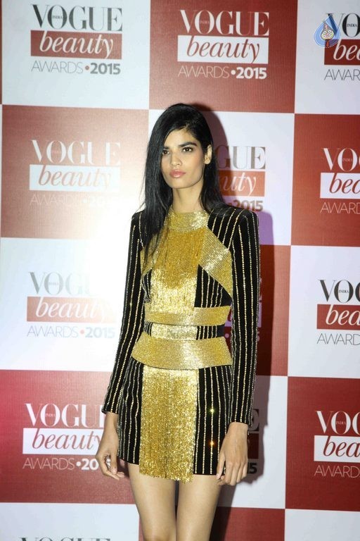 Vogue India Beauty Awards 2015 - 2 / 41 photos