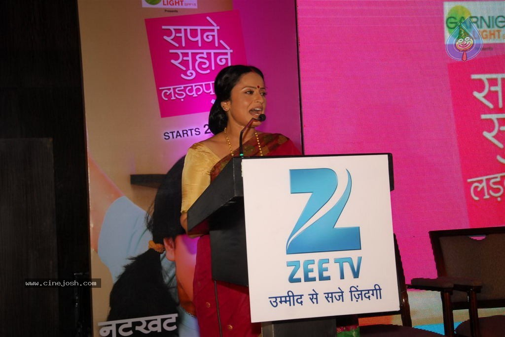Zee TV Sapne Suhane Ladakpan Ke Show Launch - 9 / 39 photos