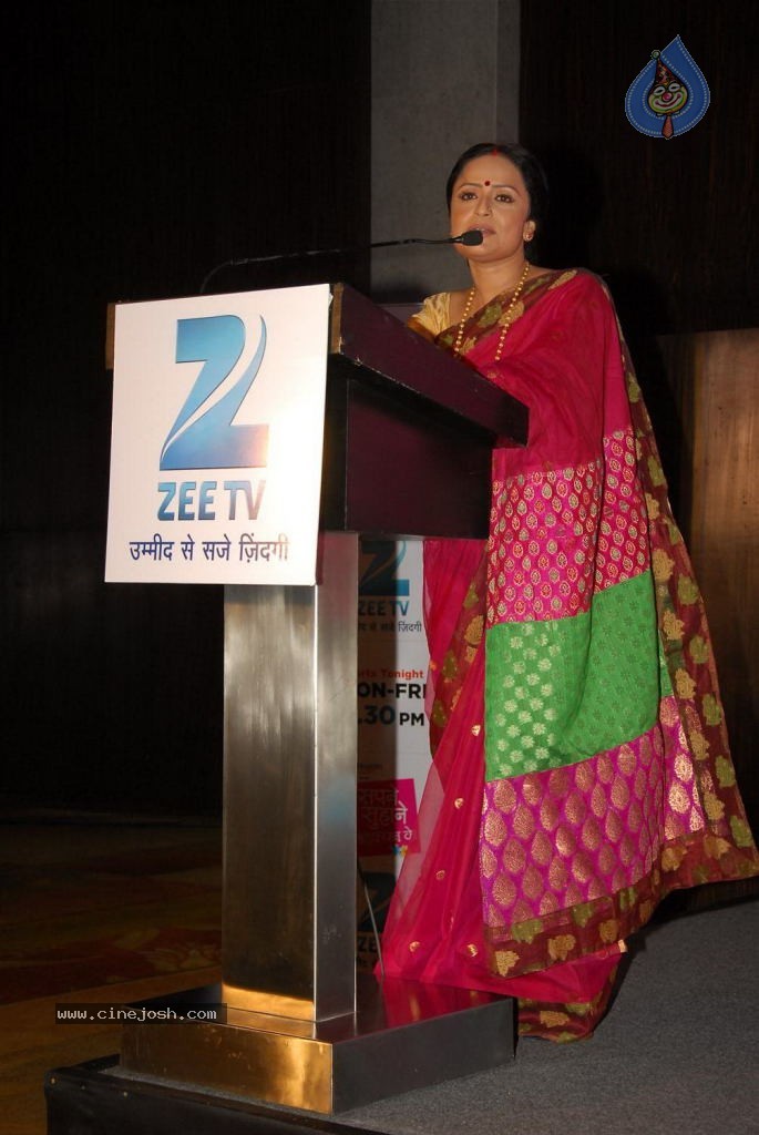 Zee TV Sapne Suhane Ladakpan Ke Show Launch - 20 / 39 photos