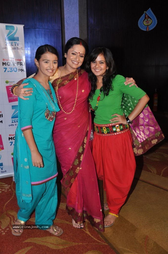 Zee TV Sapne Suhane Ladakpan Ke Show Launch - 39 / 39 photos