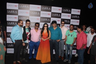 AD Shoot Of Larpa Sunglasses With Sunny Leone - 11 of 20