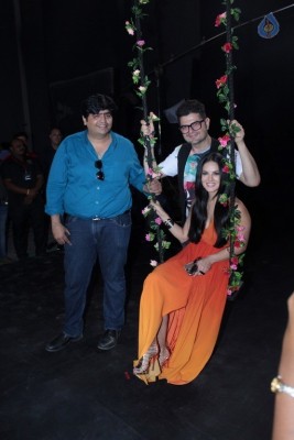 AD Shoot Of Larpa Sunglasses With Sunny Leone - 12 of 20