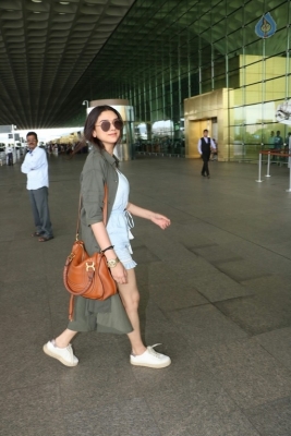 Aditi Rao Hydari Spotted at Airport - 9 of 13