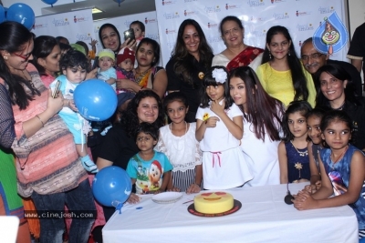 Aishwarya Rai Bachchan Announces Her Fathers Birthday - 4 of 21