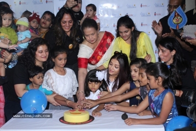 Aishwarya Rai Bachchan Announces Her Fathers Birthday - 18 of 21
