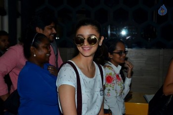 Alia Bhatt Launches Garnier Bandwagon - 7 of 34