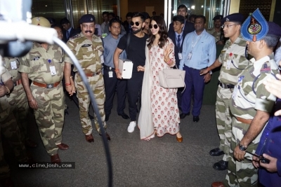 Anushka Sharma And Virat Kohli Spotted At Airport - 20 of 21