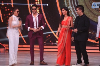 Baar Baar Dekho Team at Set of Jhalak Dikhhla Jaa - 12 of 42